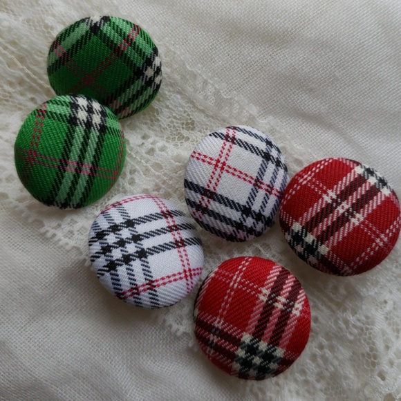 🍂3 for $15! Six pairs stud earrings!🍂 - Picture 2 of 5